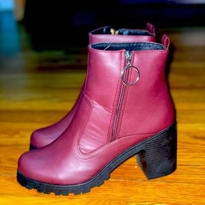 Upper red ankle boots